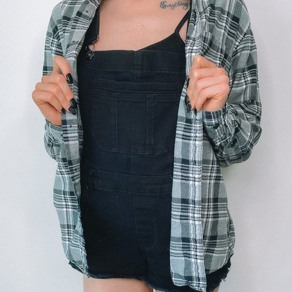 Grey and White Flannel - Picture 2 of 5